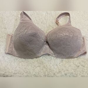 Cacique Lightly Lined Balconette Modern Lace Covered Size 46DD